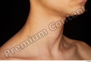 Danior neck nude 0008.jpg